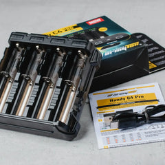 Armytek Batterie Handy C4 Pro Ladegerät