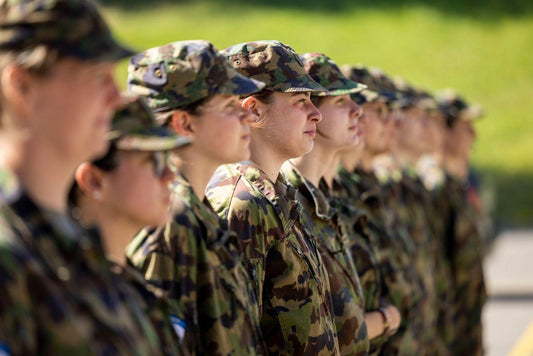 Die Rolle der Frauen in der Schweizer Armee: Fortschritte und Chancen