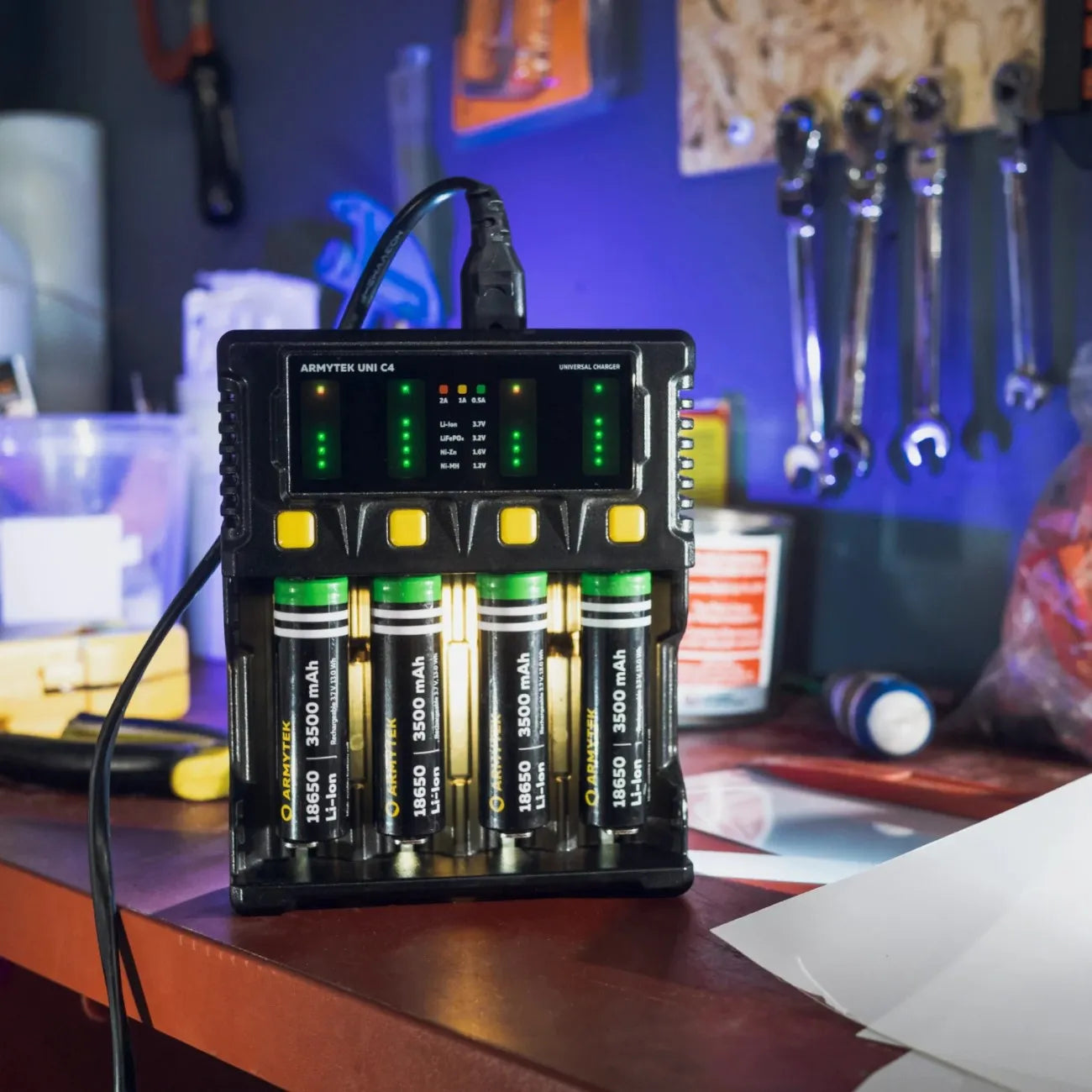 Armytek Uni C4 Plug Type C Ladegerät