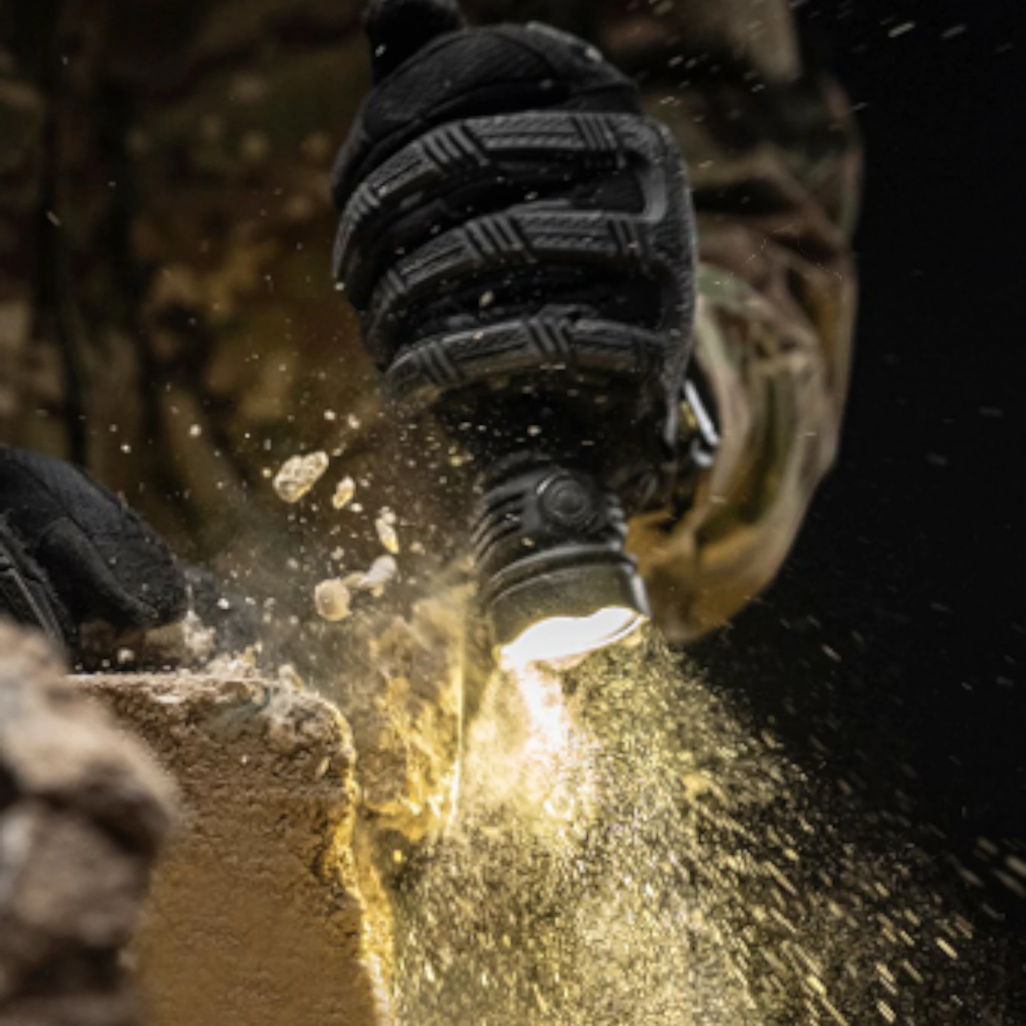Armytek Viking Pro Max