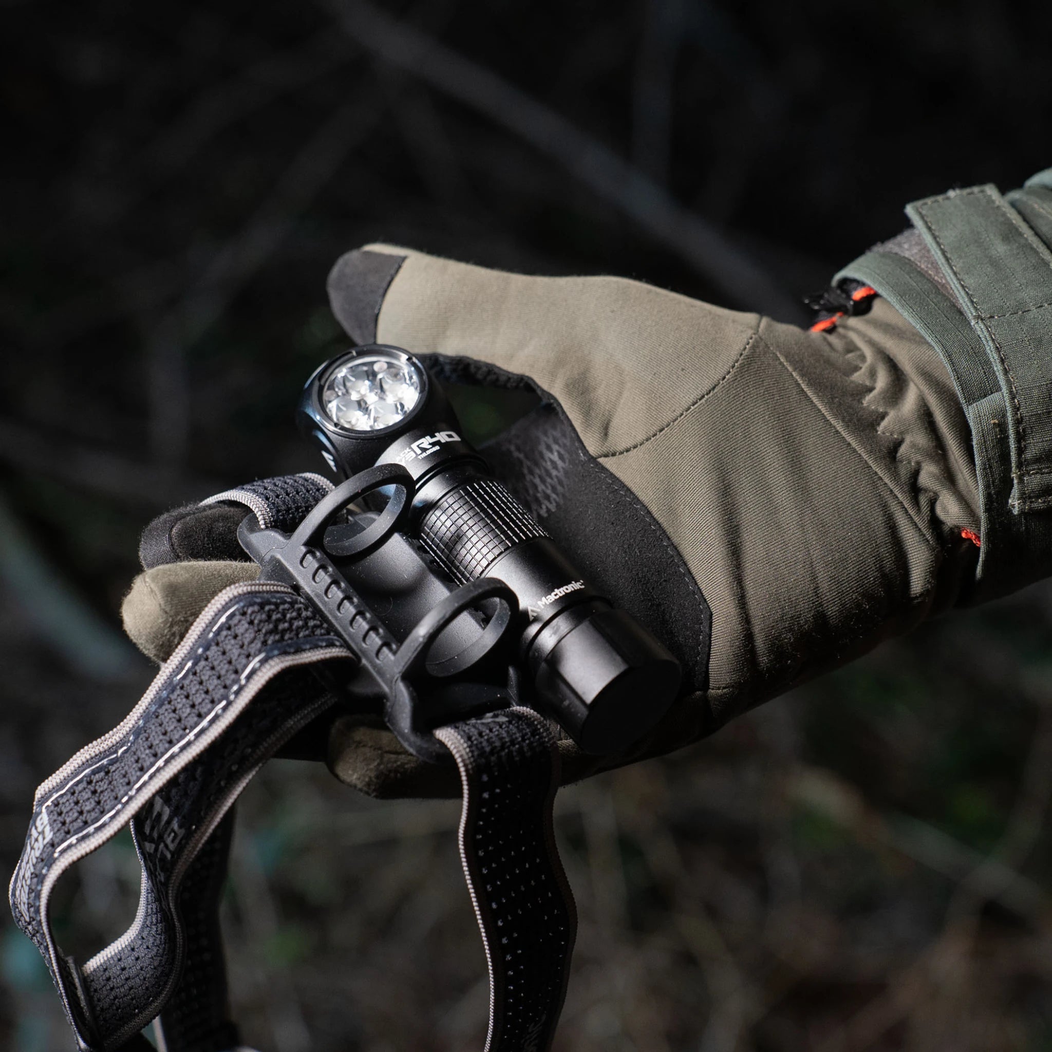 Mactronic Black Eye R40 Stirnlampe Tactical Line