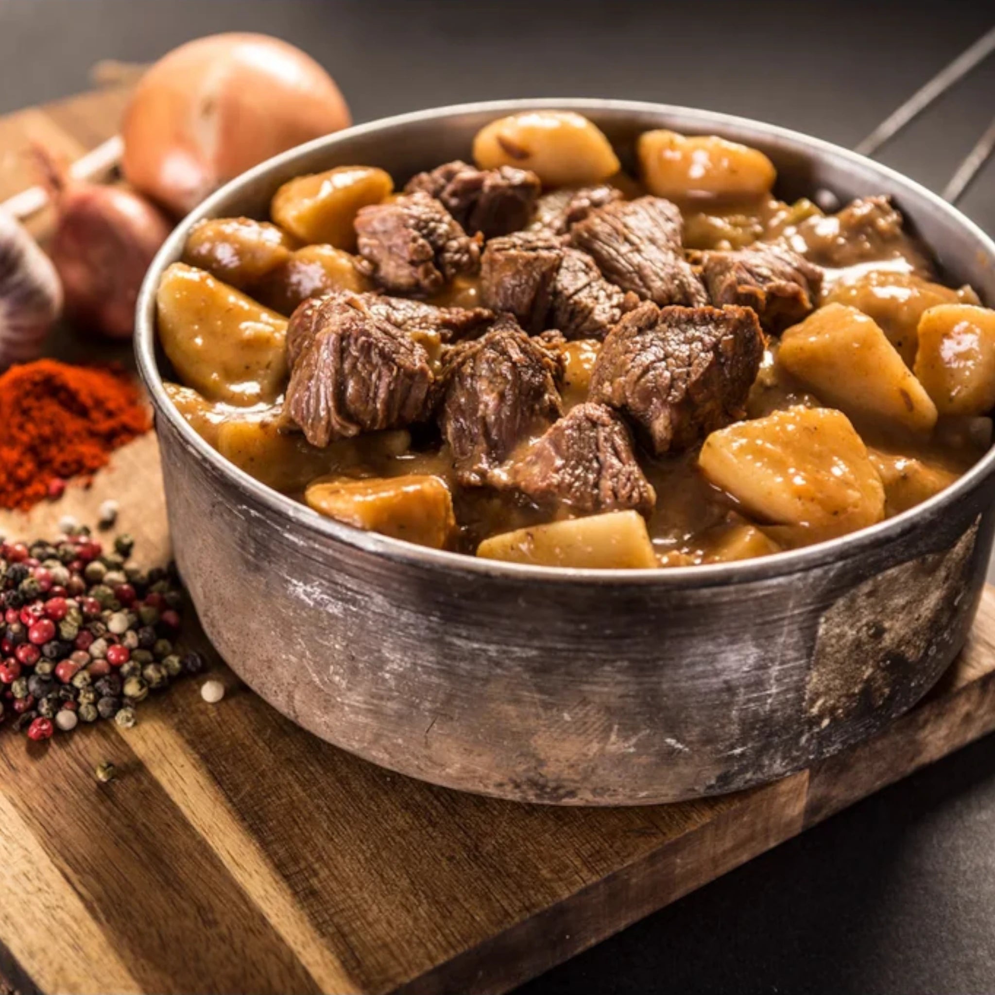 Pro Ration Outdoornahrung Rindsgulasch mit gekochten Kartoffeln