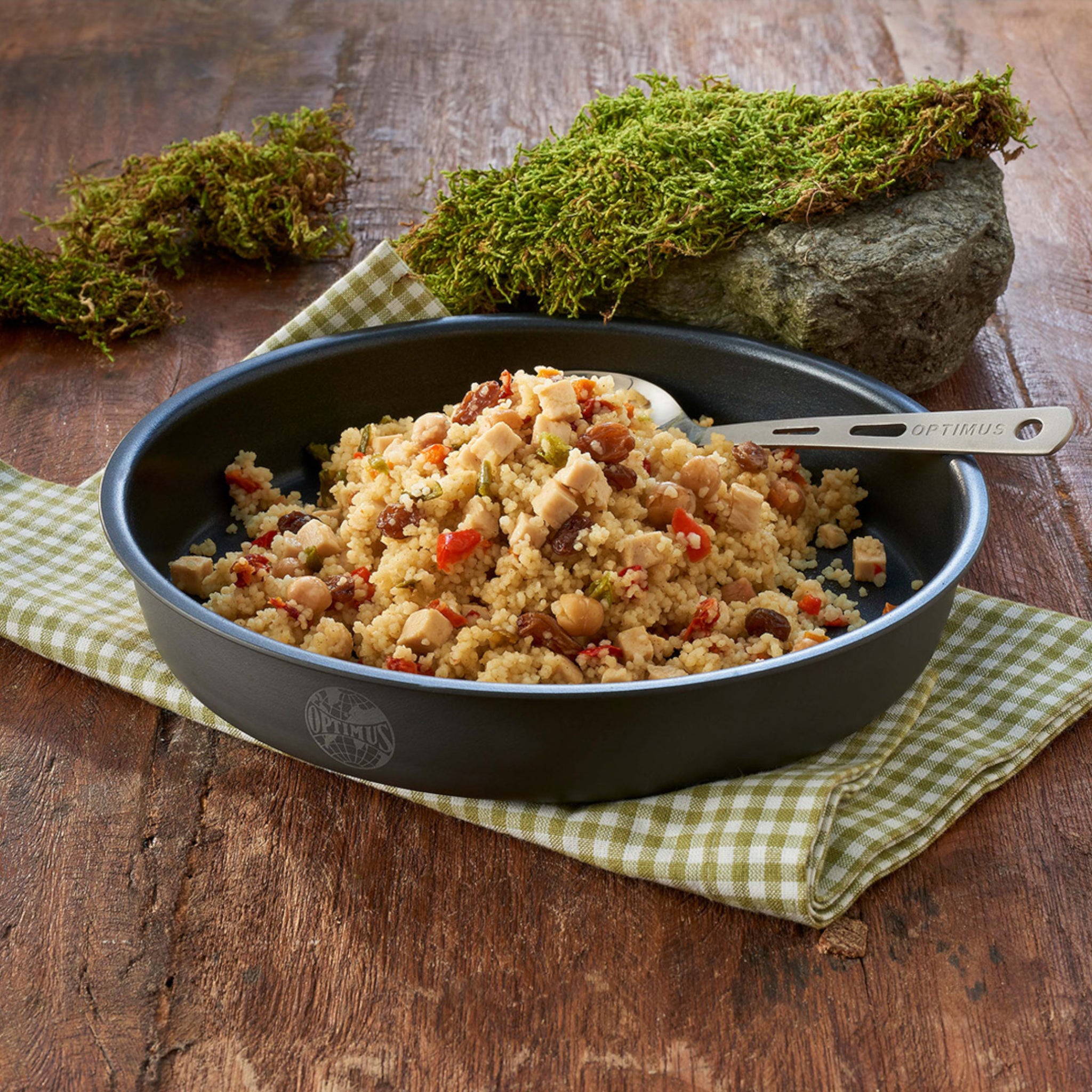 Trek'n Eat Dose Couscous mit Hühnchen Emergency Line